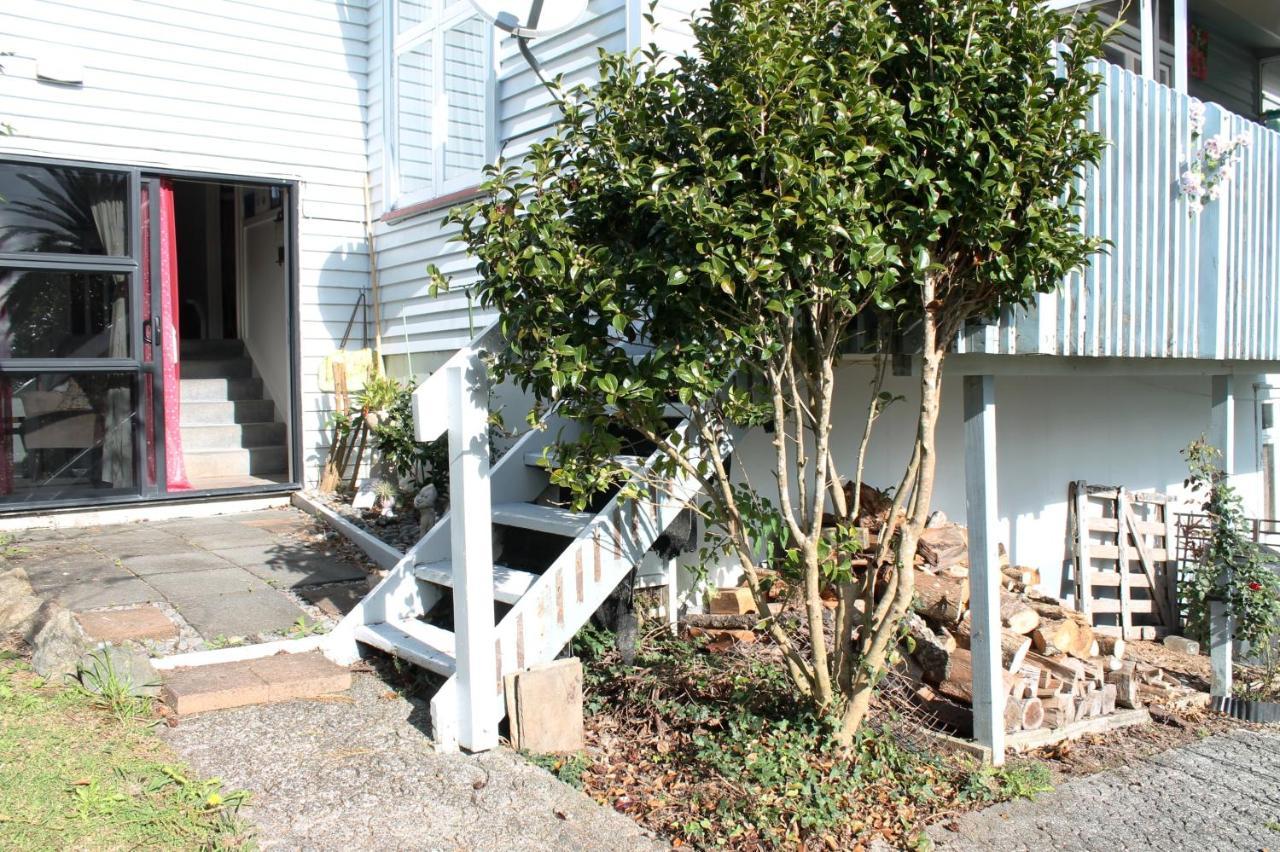 Brockies B N B Bed & Breakfast Rawene Bagian luar foto