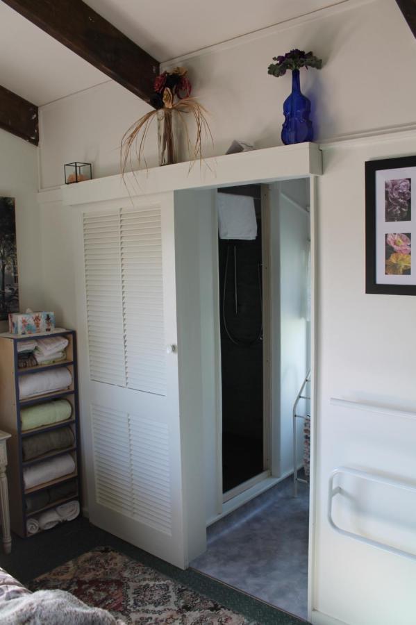 Brockies B N B Bed & Breakfast Rawene Bagian luar foto