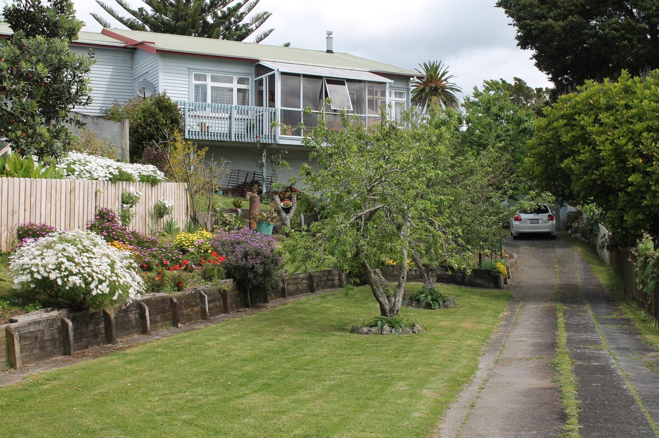 Brockies B N B Bed & Breakfast Rawene Bagian luar foto